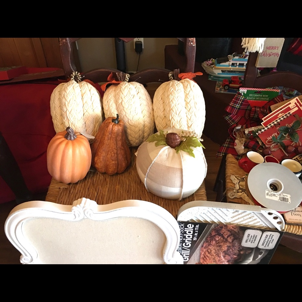 Getting ready to list all my farmhouse home decor ——see something u like first ? - Picture 6 of 11